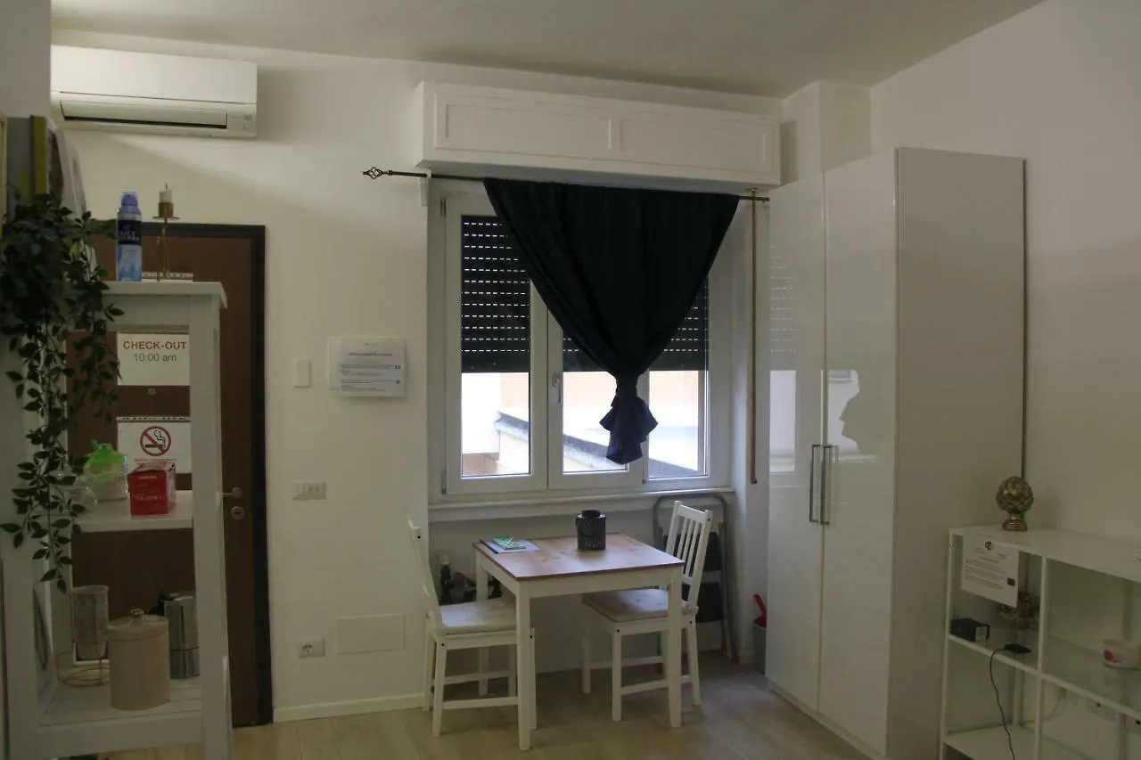 Beautiful Suite In Navigli Milan